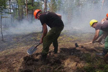 Для  тушения пожаров в Якутии искусственно вызывают дожди 